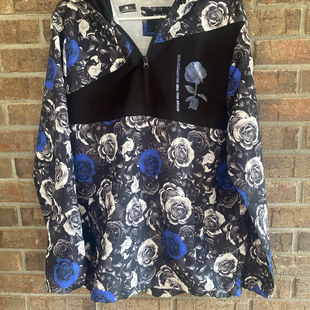 Rue21 Blue and Black Floral Hoodie